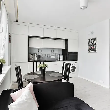 Zakatek Na Saskiej Kepie Варшава